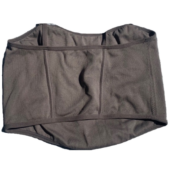 Grey ribbed garage top - Picture 1 of 2